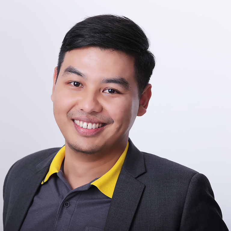 นายณัฐภัทร ดีทองอ่อน