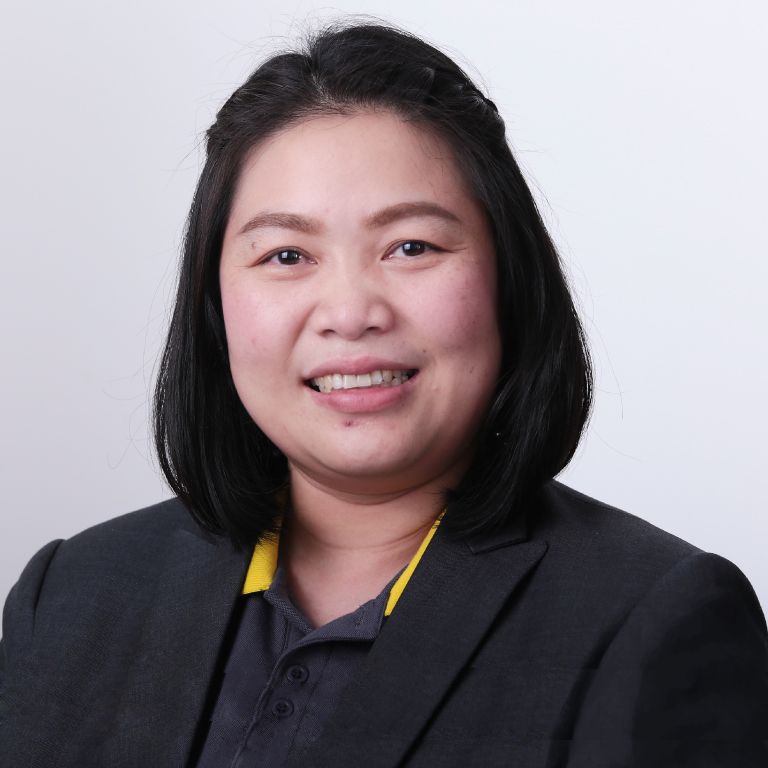 นางสาวพรทิพย์ ตั้งสันติถาวร